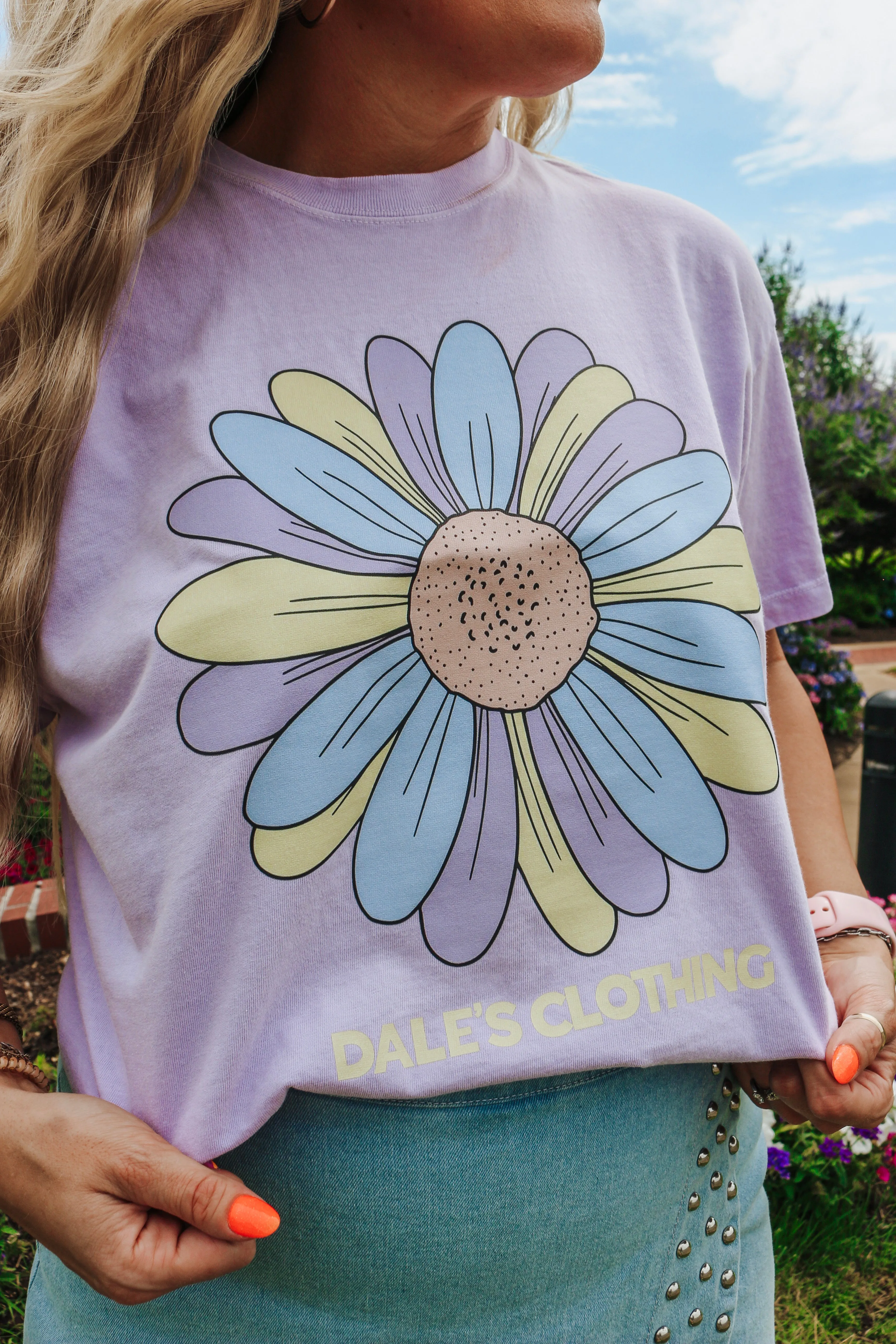 Daisy Dales Purple Crop Tee