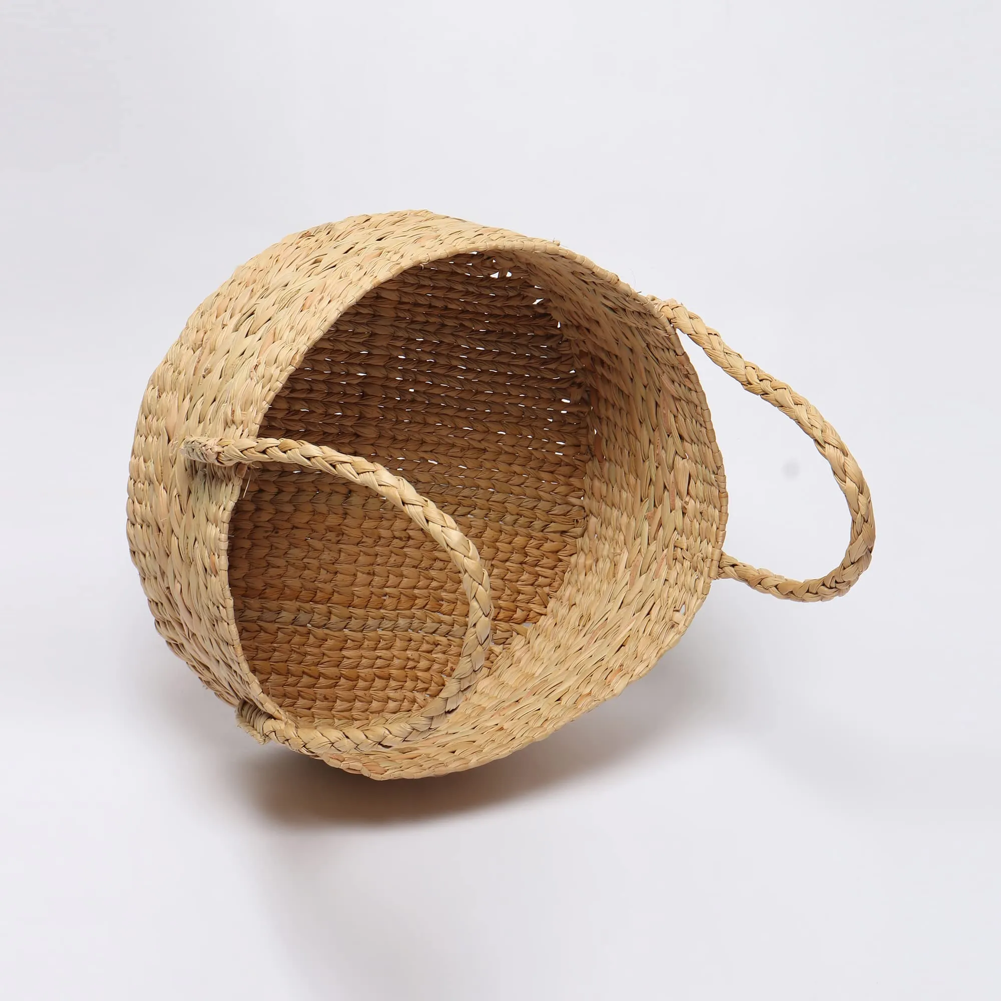 Habere India-All the Cultures Fabricating India Round Wicker Basket|Cane or Bamboo Basket Tray Online|Gift Hamper Basket|Wardrobe Basket|Bathroom Organizer Basket (Beige, Medium, 25.4 x 12.7 CM)