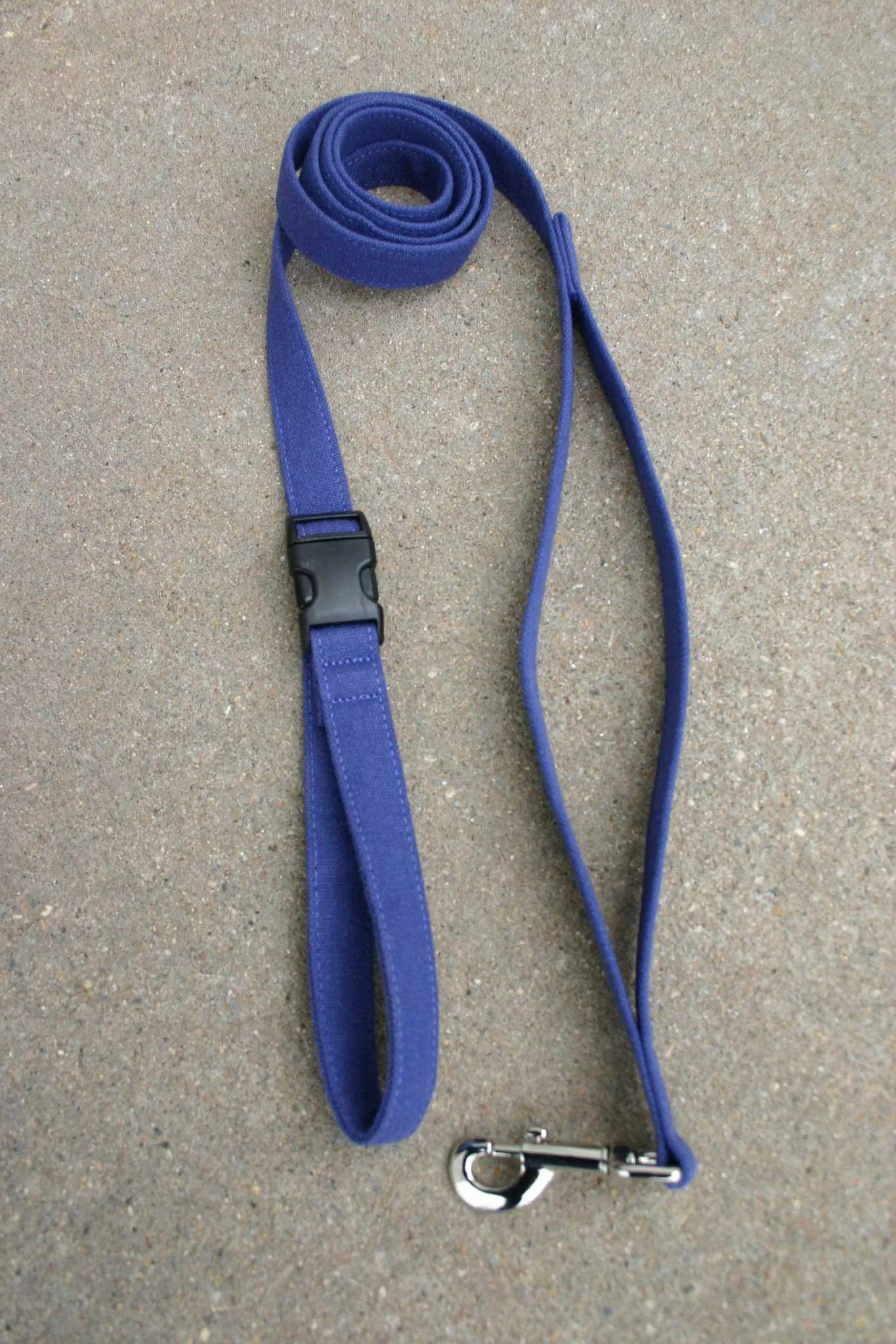 Hemp Dog Leash 10 Foot Happy Camper w/clasp Basic Blue