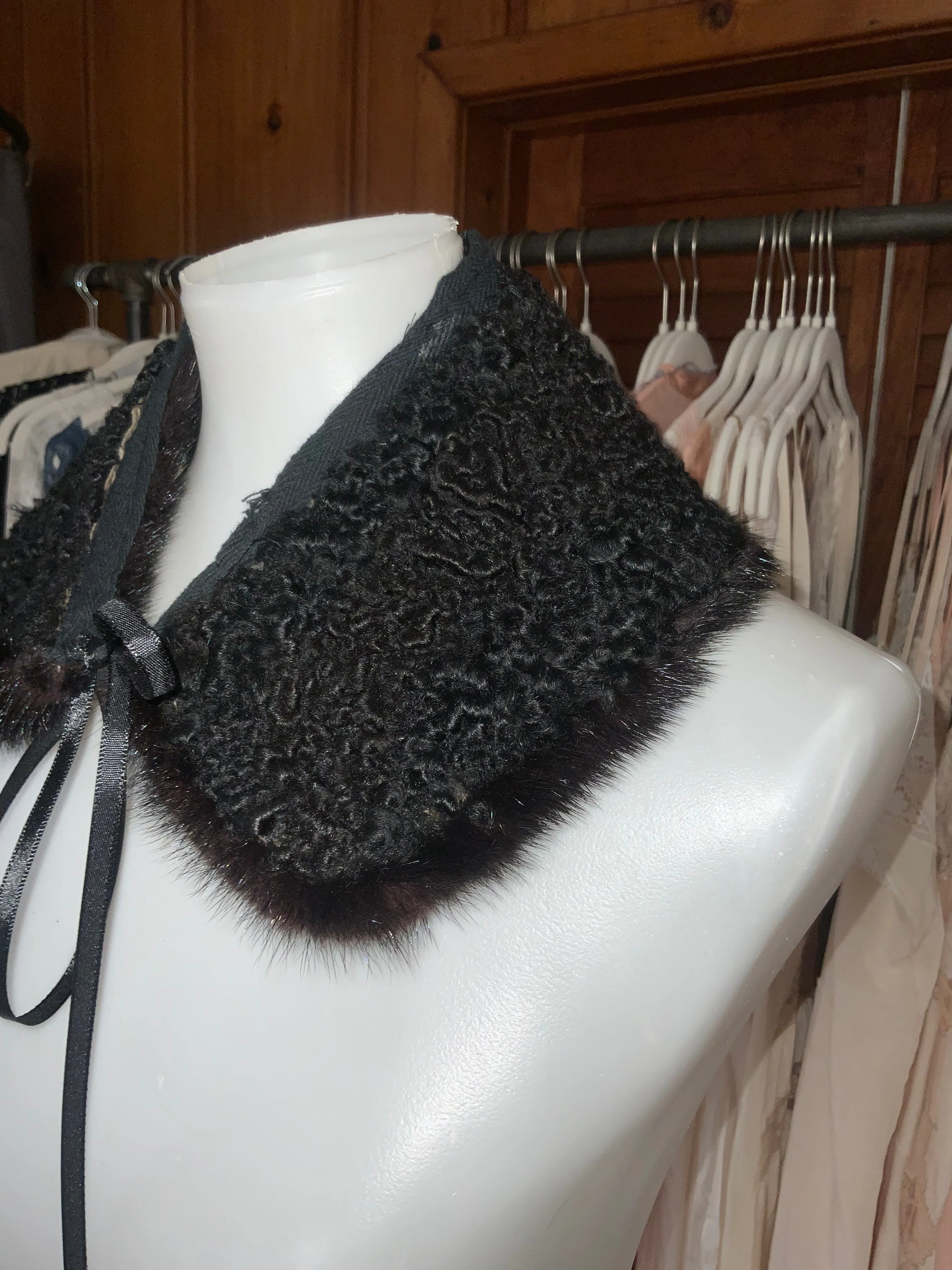 Reversible Mink/Astrakhan Collar - 40s