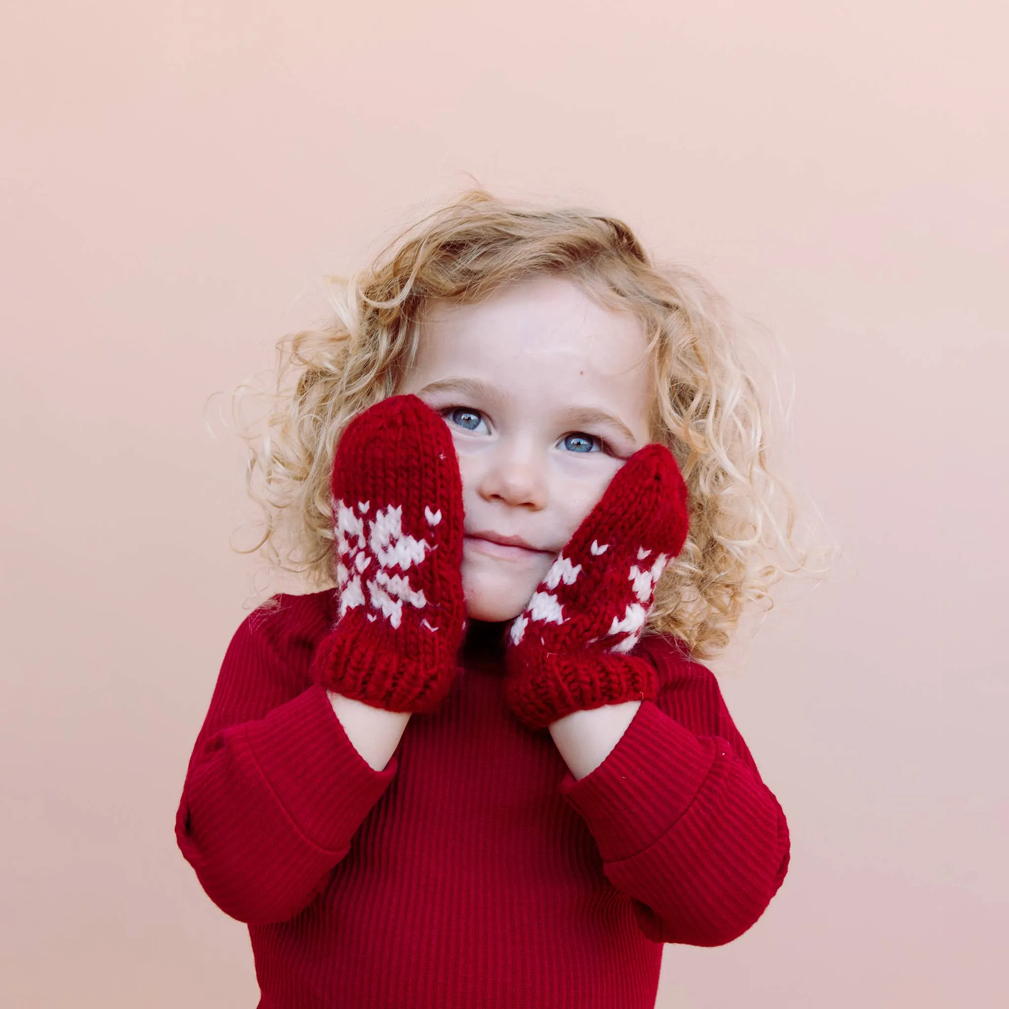 Snowflake Mittens, Red